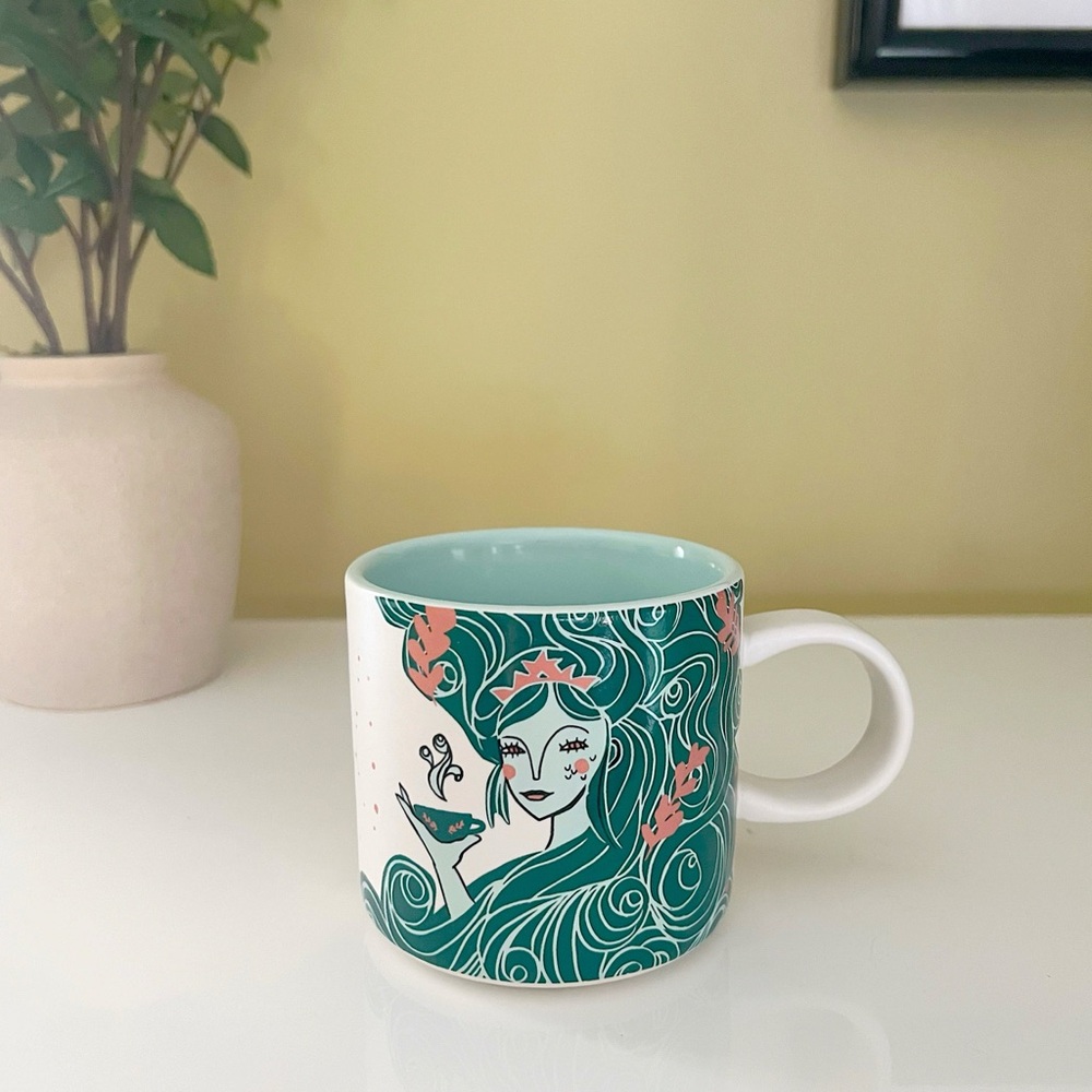 Starbucks Holiday 2018 Aqua Siren Ceramic Mug 12 Oz